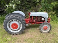 9N FORD TRACTOR