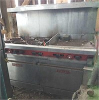VULCAN COMMERCIAL GAS STOVE/OVEN/GRILL