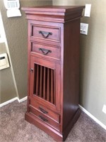 Decorative 4 drawer chest w/ slat door