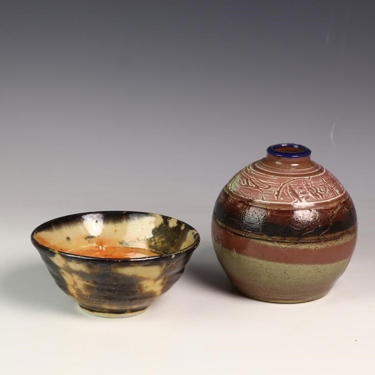 Lyons studio pottery vase and Suzanne Kent pottery