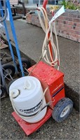 Troybilt Sprayer 5 gallon, electric