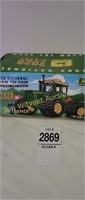 Toy Farmer 7020 Diesel John Deere in Box