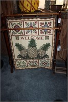Quilt Rack With Welcome Quilt