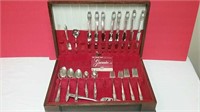 1847 Rogers Bros Finest Silverplate 52 Pieces