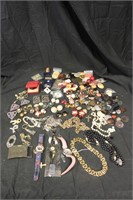 Lot of Vintage Jewelry, Buttons & Belt Buckle