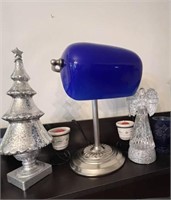 Students Lamp & Collectibles