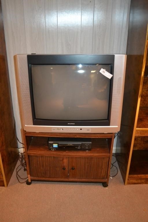 Vintage Sylvania TV w/ Sony VCR & TV Stand