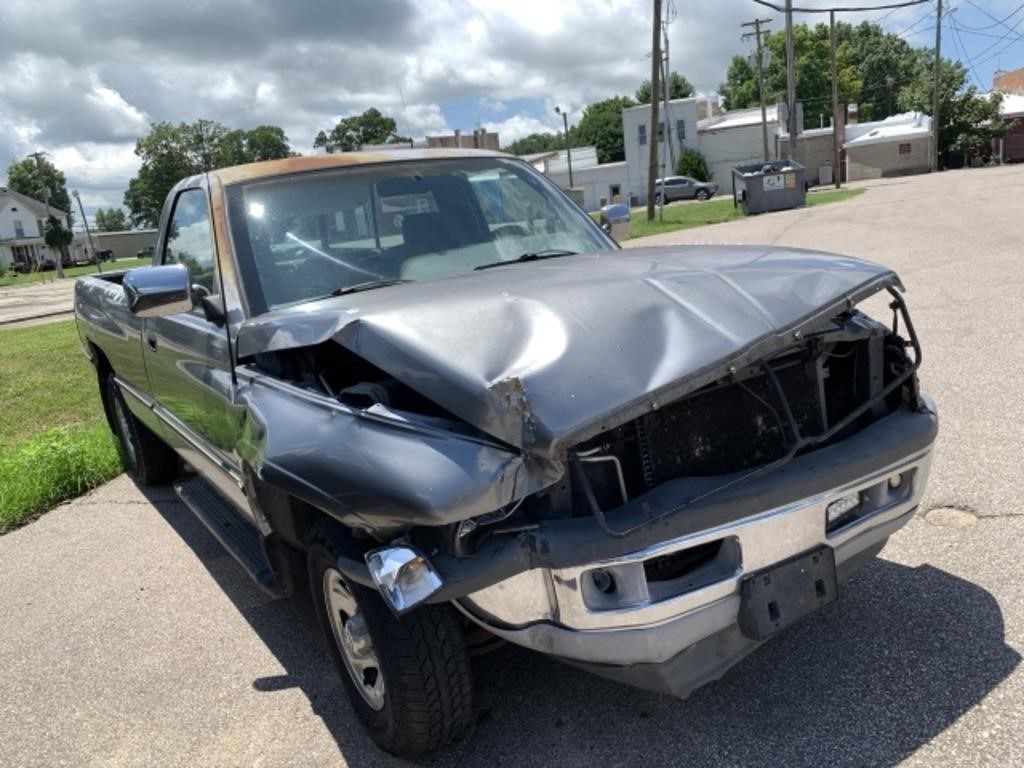 Dodge Ram - Wrecked / Needs Work