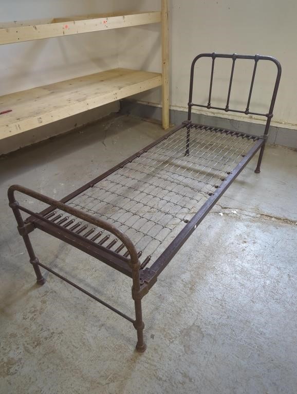 Antique Cast Iron Bed Frame Twin, 30" x 72"