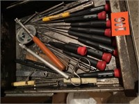 Miscellaneous, small, screwdrivers and more
