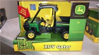 Ertl John Deere Big Farm XUV Gator lights &