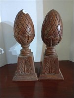Vintage wooden carved pinecone decor