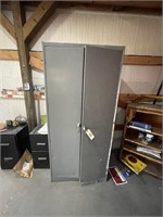 Tennsco Metal Storage Cabinet 3ft L x 24"W