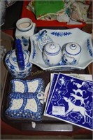 Tray lot of blue & white trivets, Delft spices,