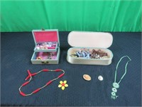 Vintage boxs & necklaces