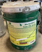 5 gallon bucket of bio-synextra gear oil