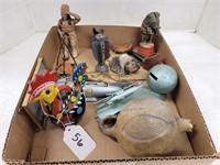 (13) Assorted Change Banks & Figurines