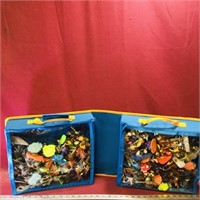 Skylanders Case Filled With Assorted Figures