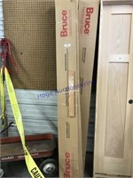 Hardwood flooring, 2 boxes, solid oak, 20 sq ft ea