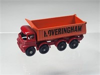 VINTAGE MATCHBOX NO. 17 HOVERINGHAM TIPPER