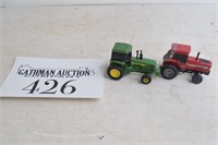 1/64 IH & JD Pow-R-Pull Tractors