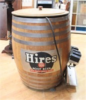 Vintage Hires barrel w/ dispenser