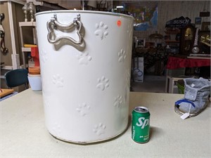 Metal Decorative Waste Can