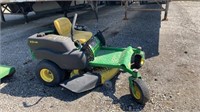 John Deere Z225 Zero Turn Mower