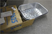 Aluminum roasting pan