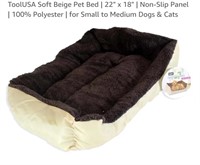 22" x 18" Pet Bed w/ Nonslip Bottom,