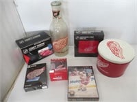 Detroit Red Wings collectibles includes Yahtzee,