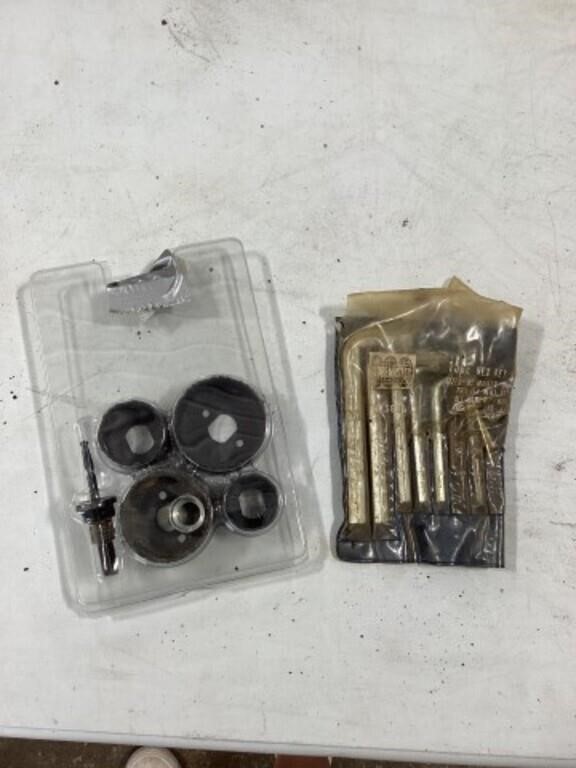 Hole saw set with Hex Key