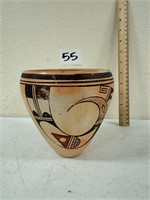 Native American Hopi Vase 5.5" x 5.5"