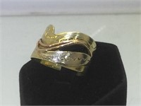 14 k gold band ring, size 7