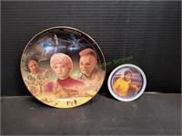 (1) 8" & (1) 4" Star Trek Collectible Plates