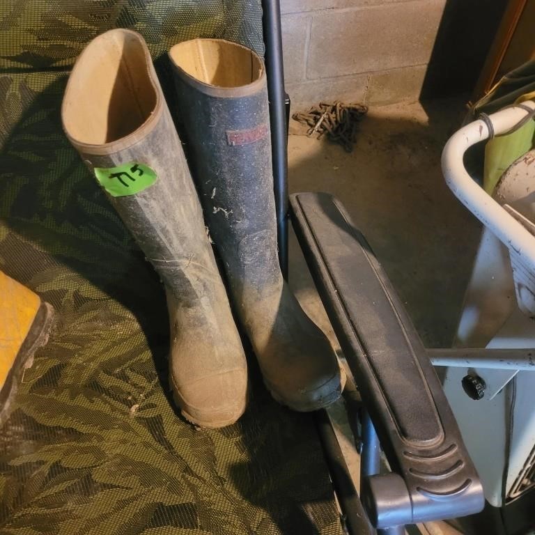 black boots- size 9