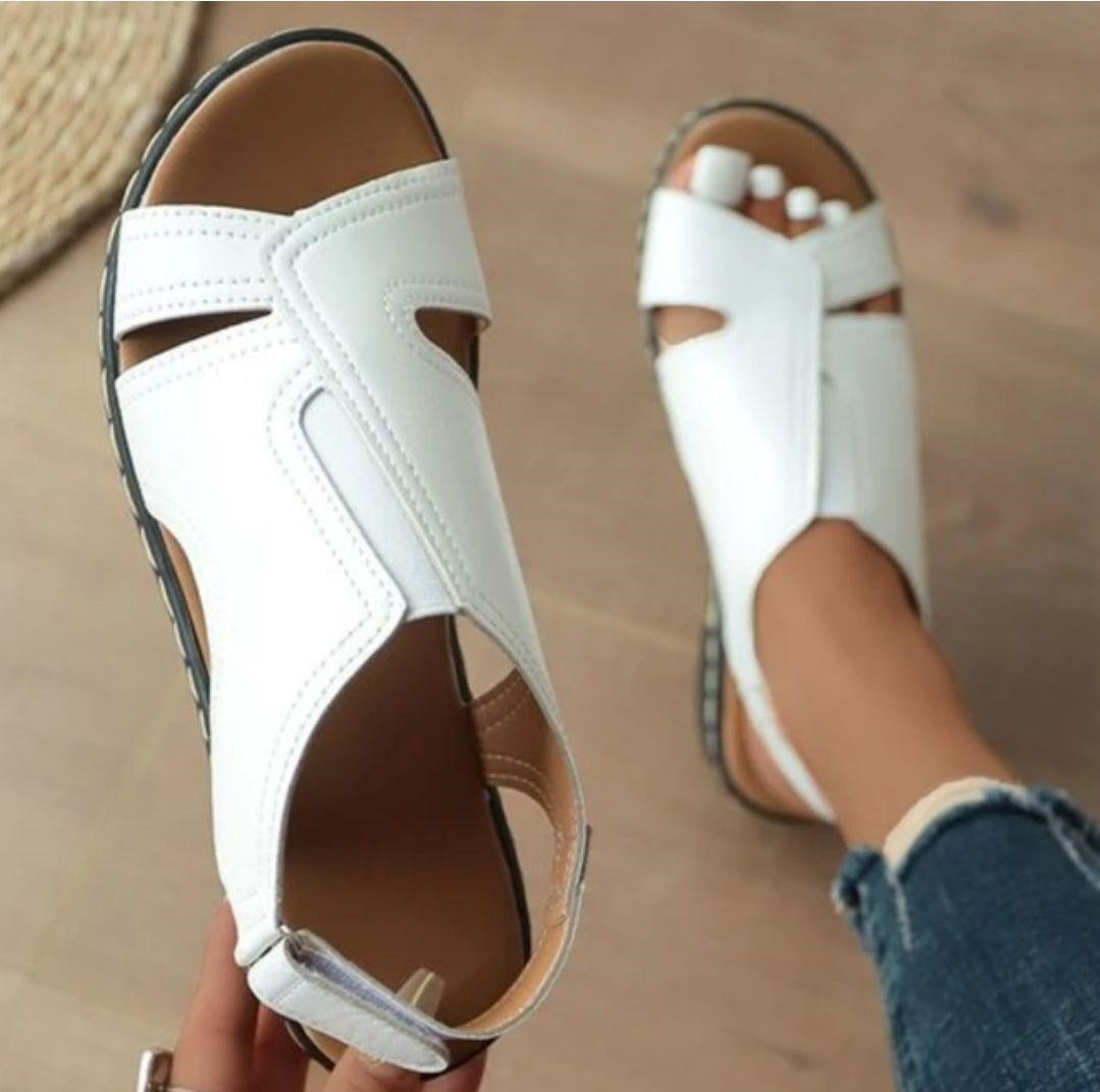 Leather Sandals - Size approx. 7-7.5