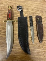 Fixed blade knives with sheaths