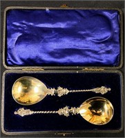 PAIR VICTORIAN STERLING APOSTLE TERMINAL SPOONS