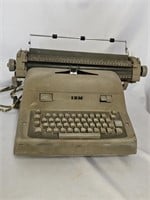 1950S IBM TYPEWRITER 12"x17"x20"