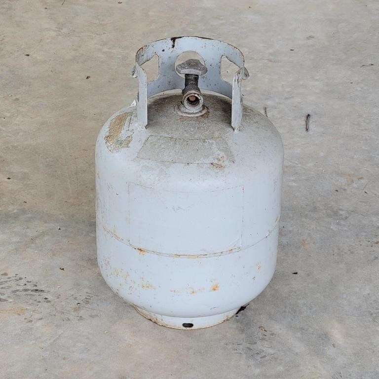 15-lb Empty Propane Tank