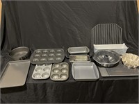 BAKING PANS CAKE PANS