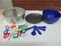 Bakers Lot - Baking Pans, Cookie cutters +