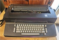 IBM Electric Selectric Ii Typewriter