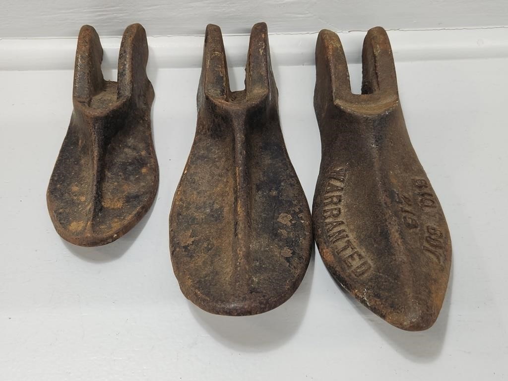Cast Iron Cobbler Shoe Forms