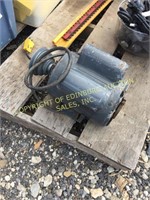 GENERAL ELECTRIC 1HP SINGLE PHASE ELECTRIC MOTOR