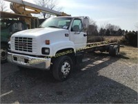 2000 GMC C6500 CAB & CHASSIS W/ 26' FRAME 2WD