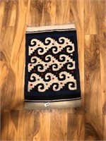 Navajo rug 28x18 Handwoven as pictured