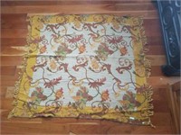 Vintage floral area rug