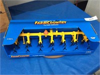 Farm Country Cultivator, 1/16 scale (yellow)